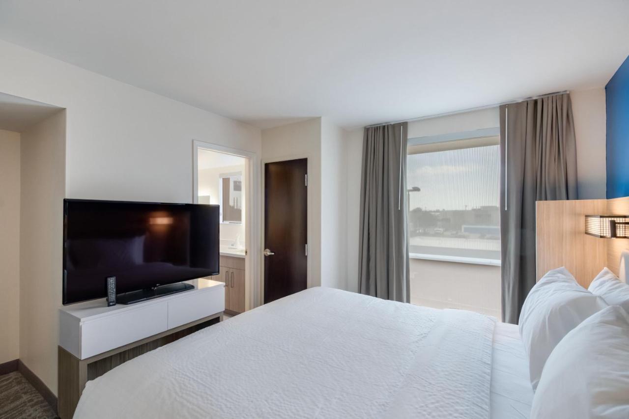 Springhill Suites By Marriott Dallas Nw Highway At Stemmons / I-35East Bagian luar foto