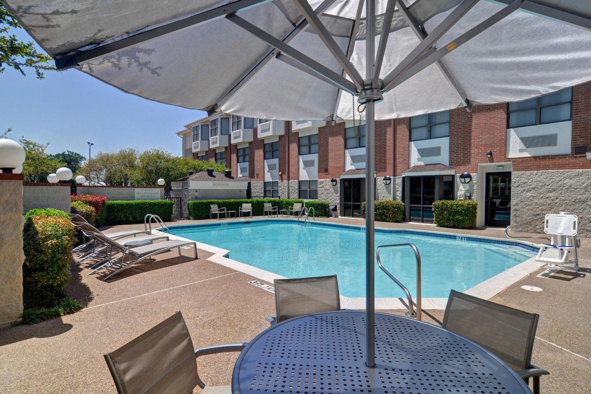 Springhill Suites By Marriott Dallas Nw Highway At Stemmons / I-35East Bagian luar foto